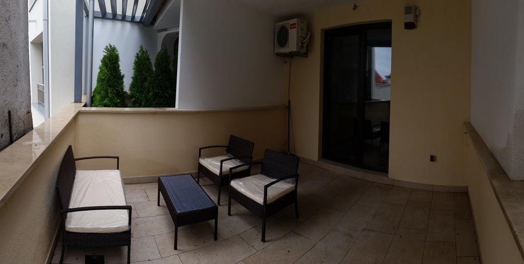 Studio Apartment Picasso Beograd Phòng bức ảnh